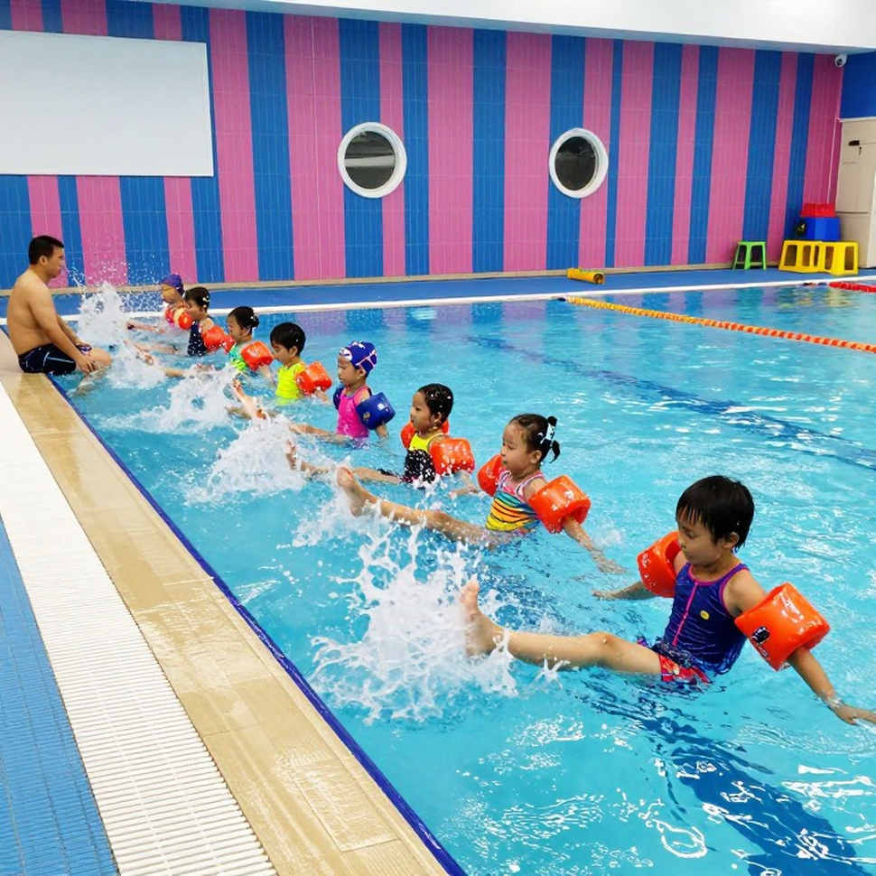23.72 Giây Sau Sinh Nở: Abbey Weitzeil Về Lại Đường Đua Và Con Số Không Ai Chịu Đọc Đúng